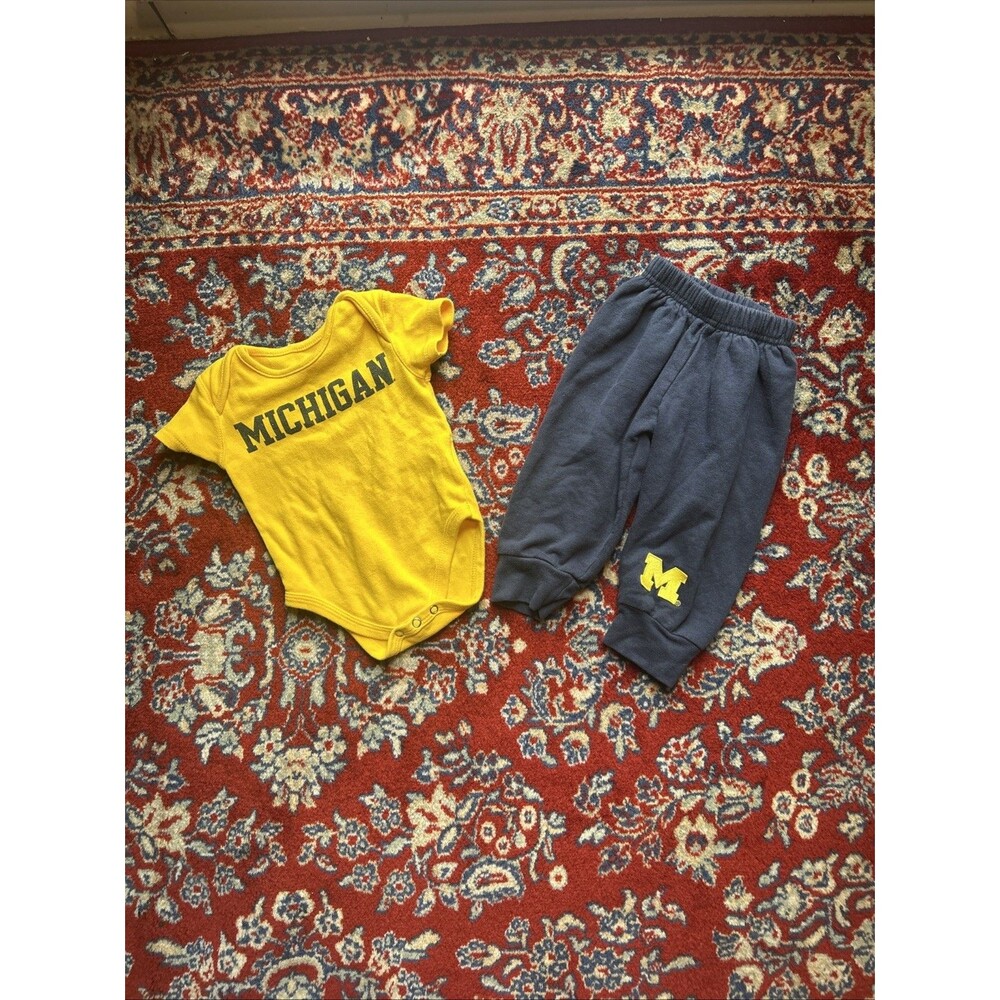 Vintage University of Michigan Baby Outfit Set 6 Months College Team Apparel Gen